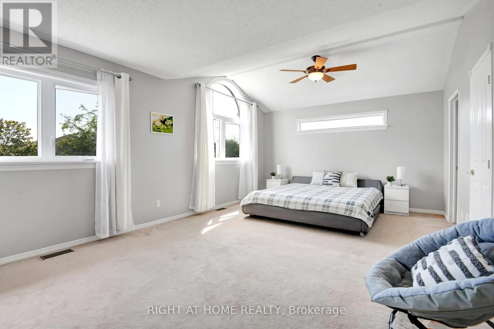 31 FORILLON CRESCENT