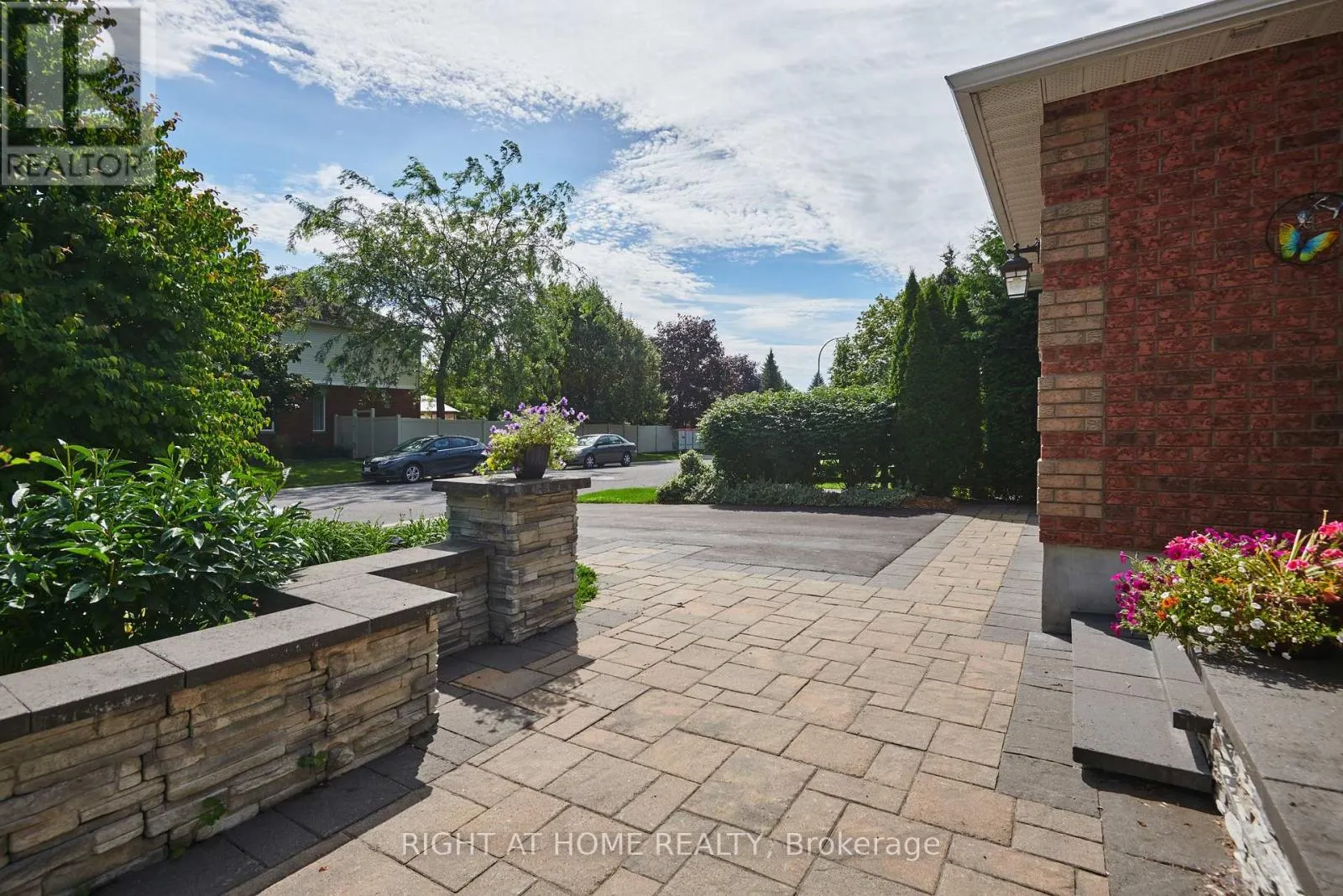 31 FORILLON CRESCENT