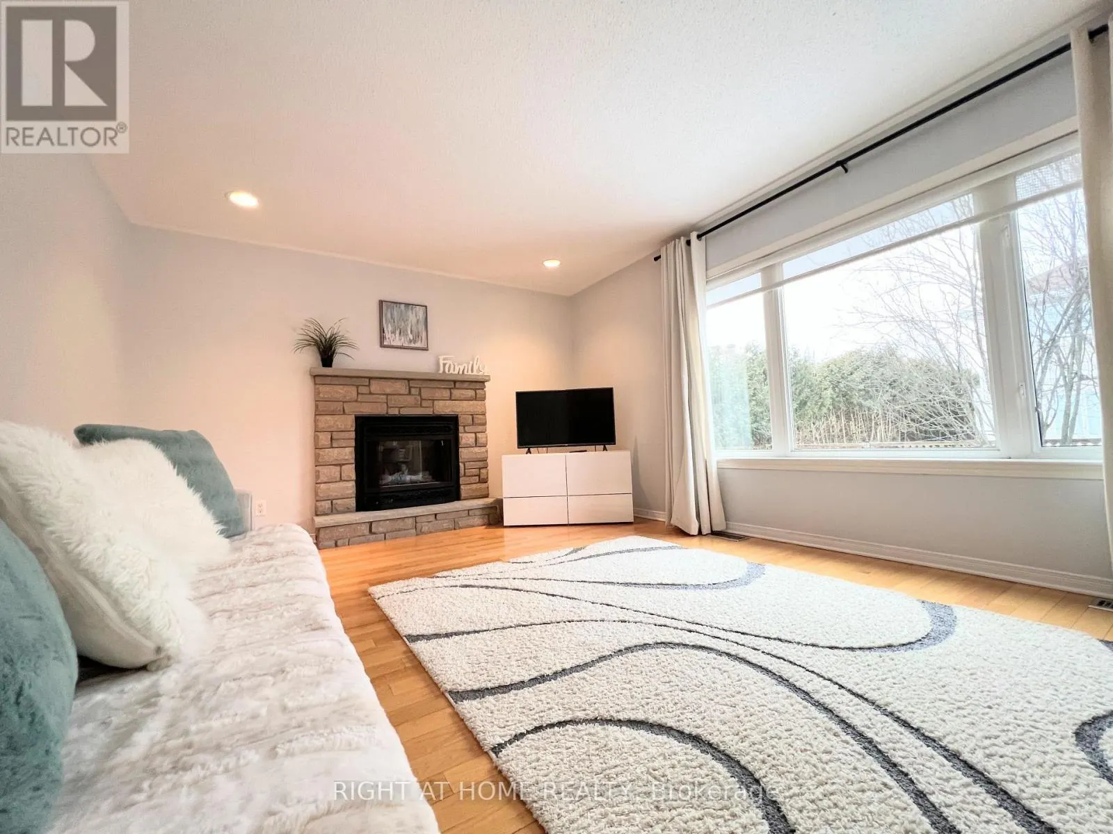 31 FORILLON CRESCENT