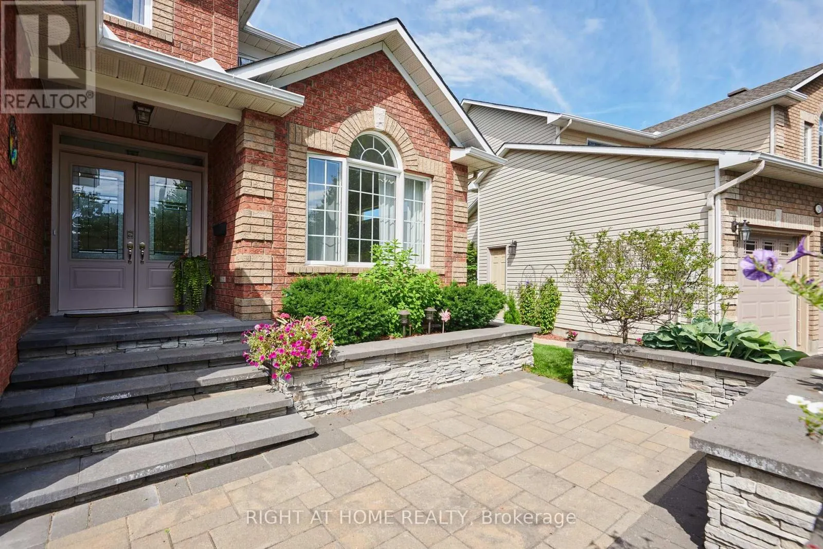 31 FORILLON CRESCENT