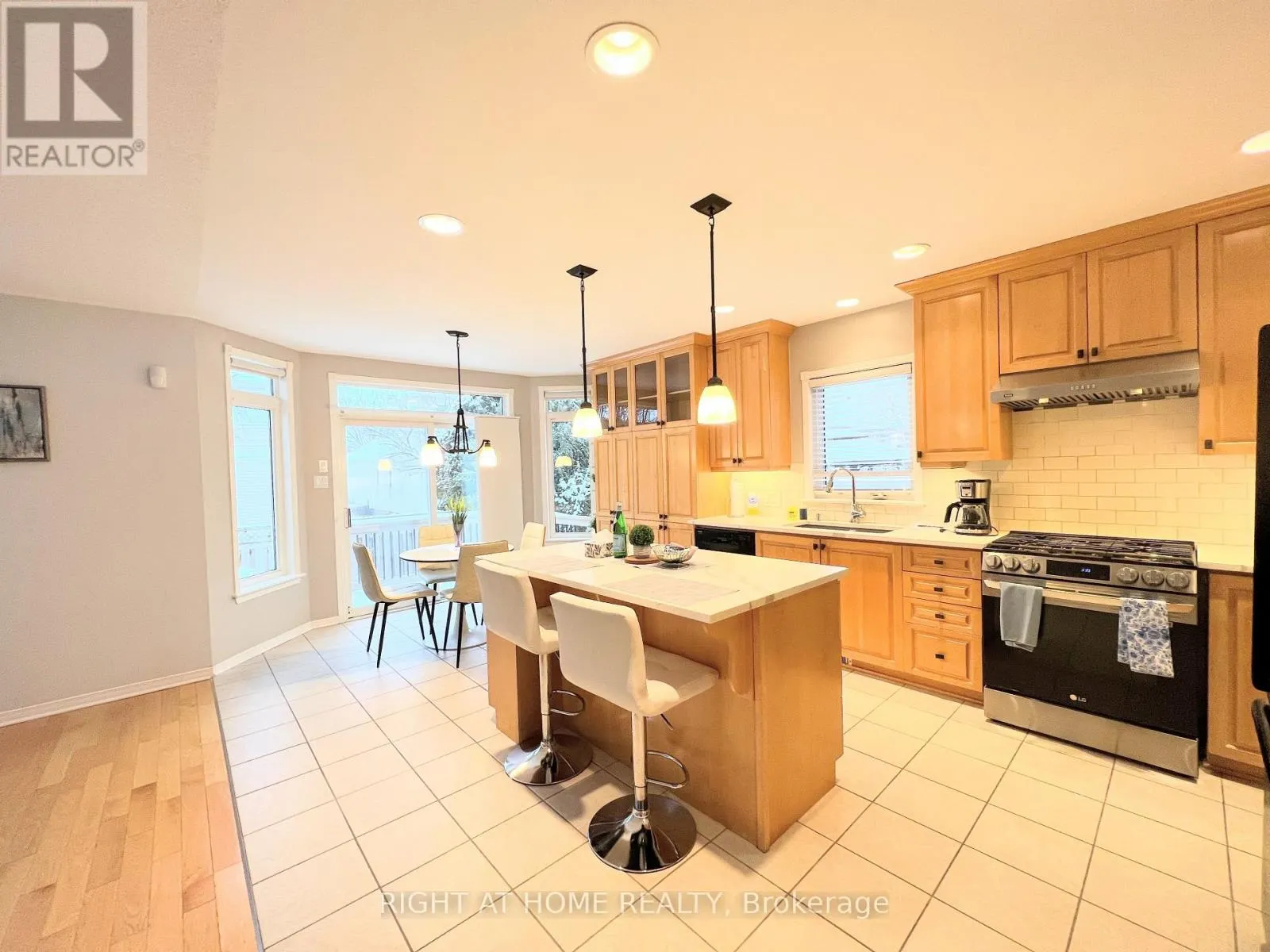 31 FORILLON CRESCENT