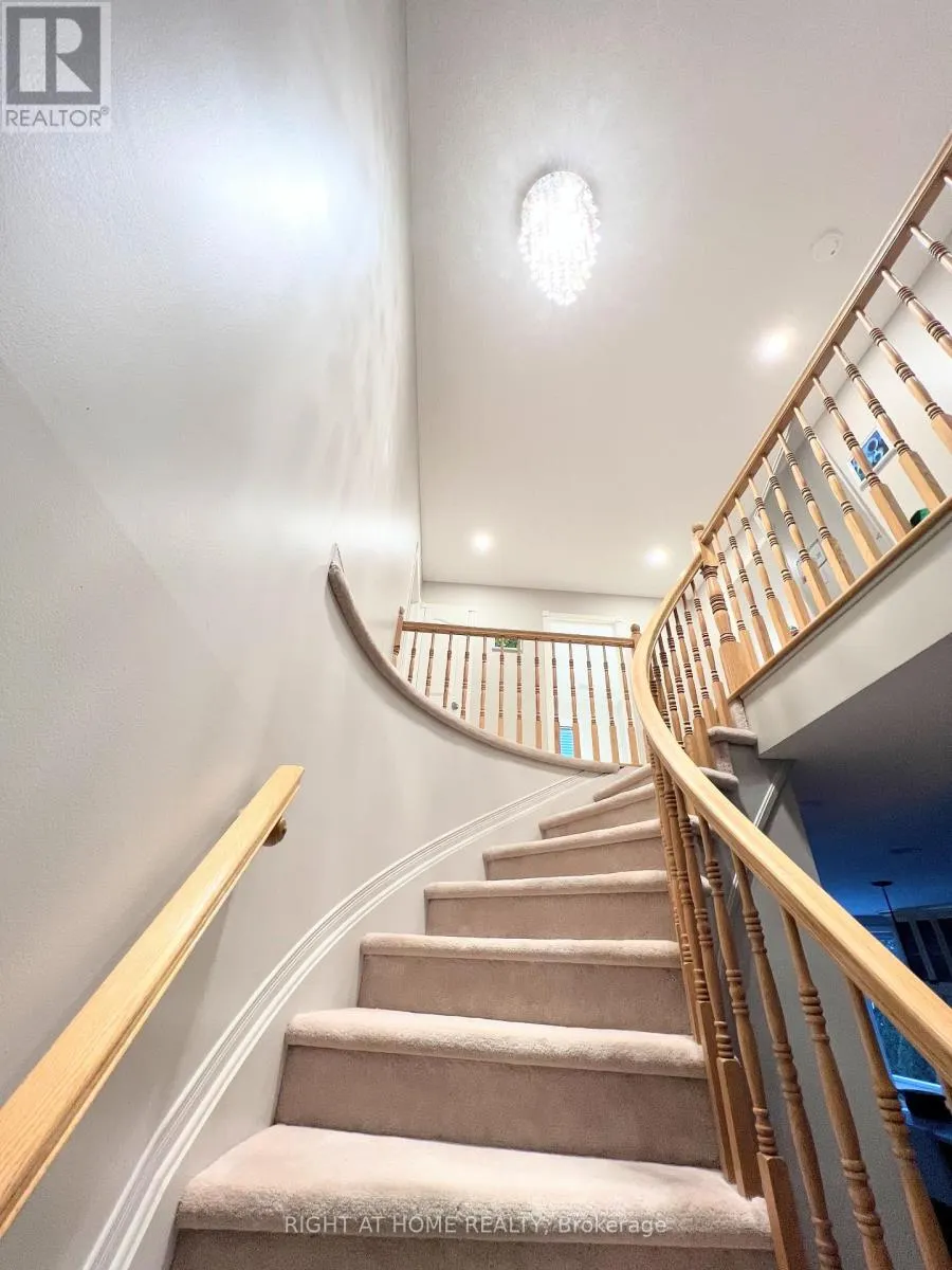 31 FORILLON CRESCENT