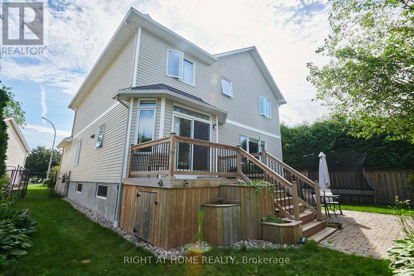31 FORILLON CRESCENT