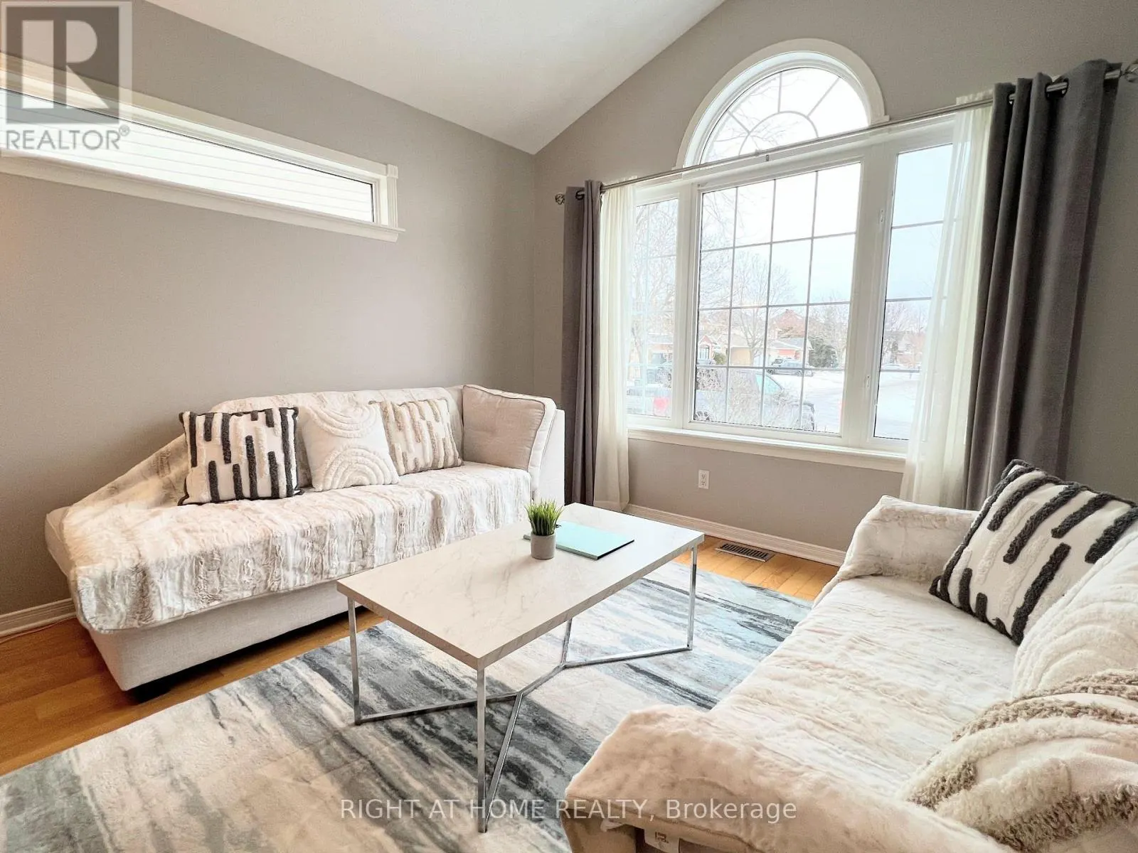 31 FORILLON CRESCENT