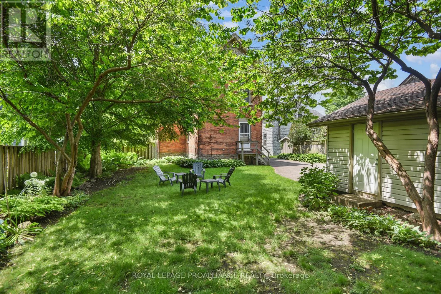 71 BETHUNE STREET