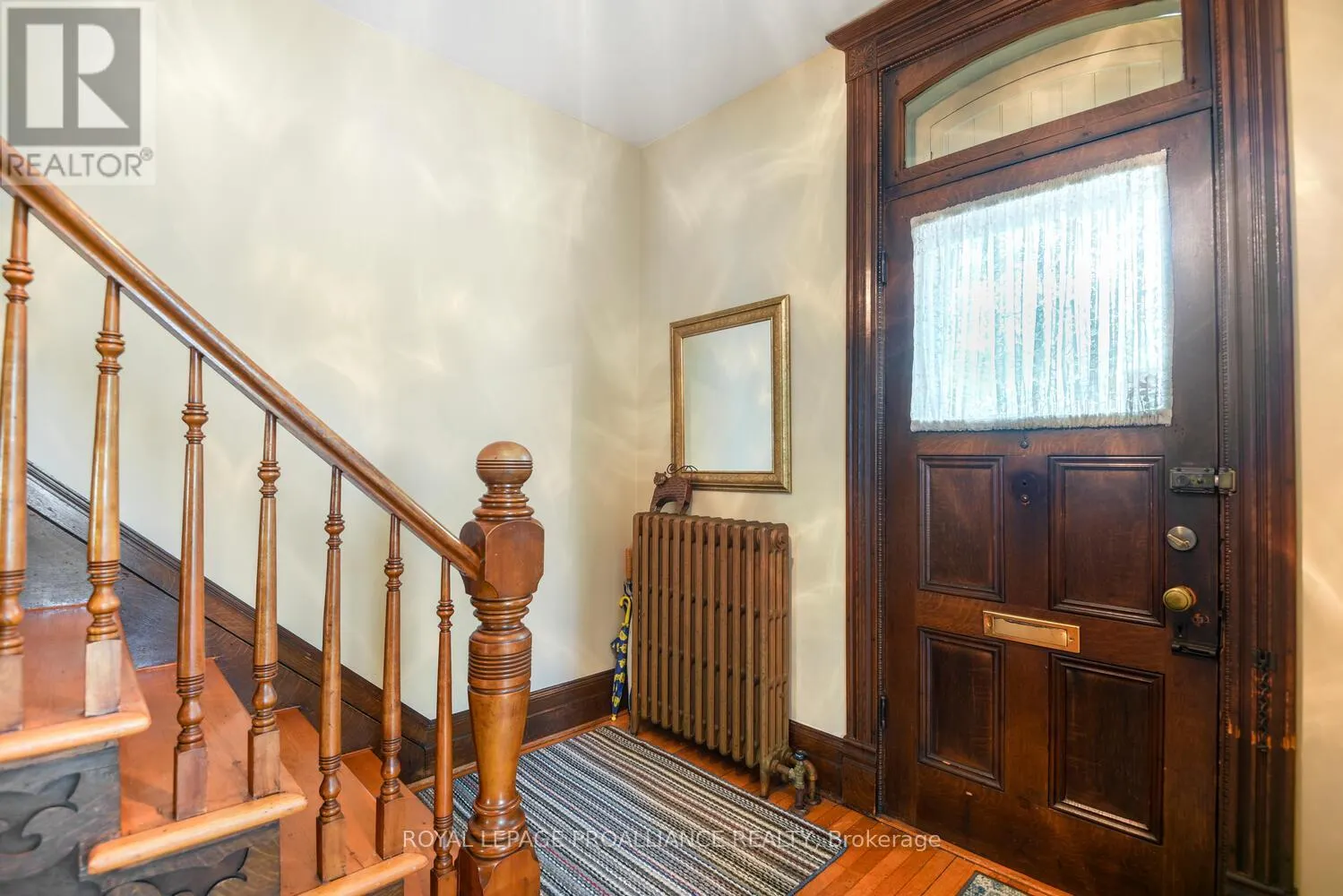 71 BETHUNE STREET