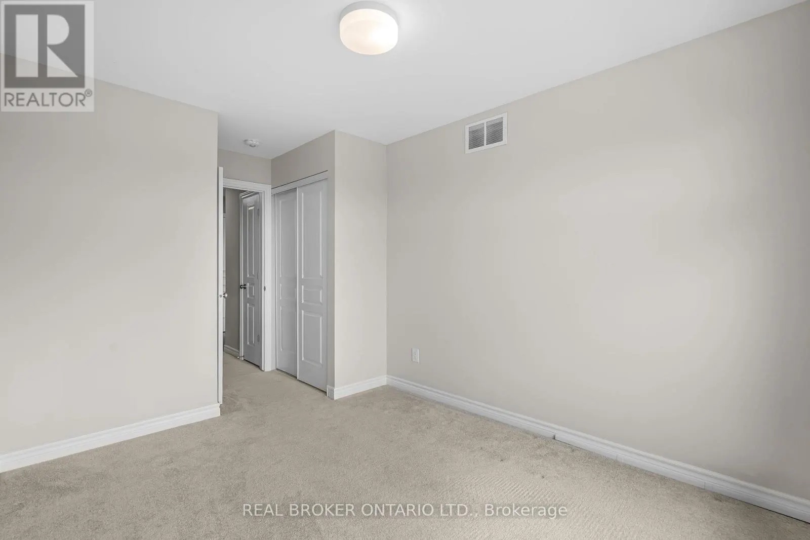 208 POPLIN STREET
