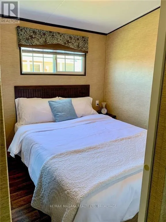 226 - 1501 LINE 8 ROAD, #226