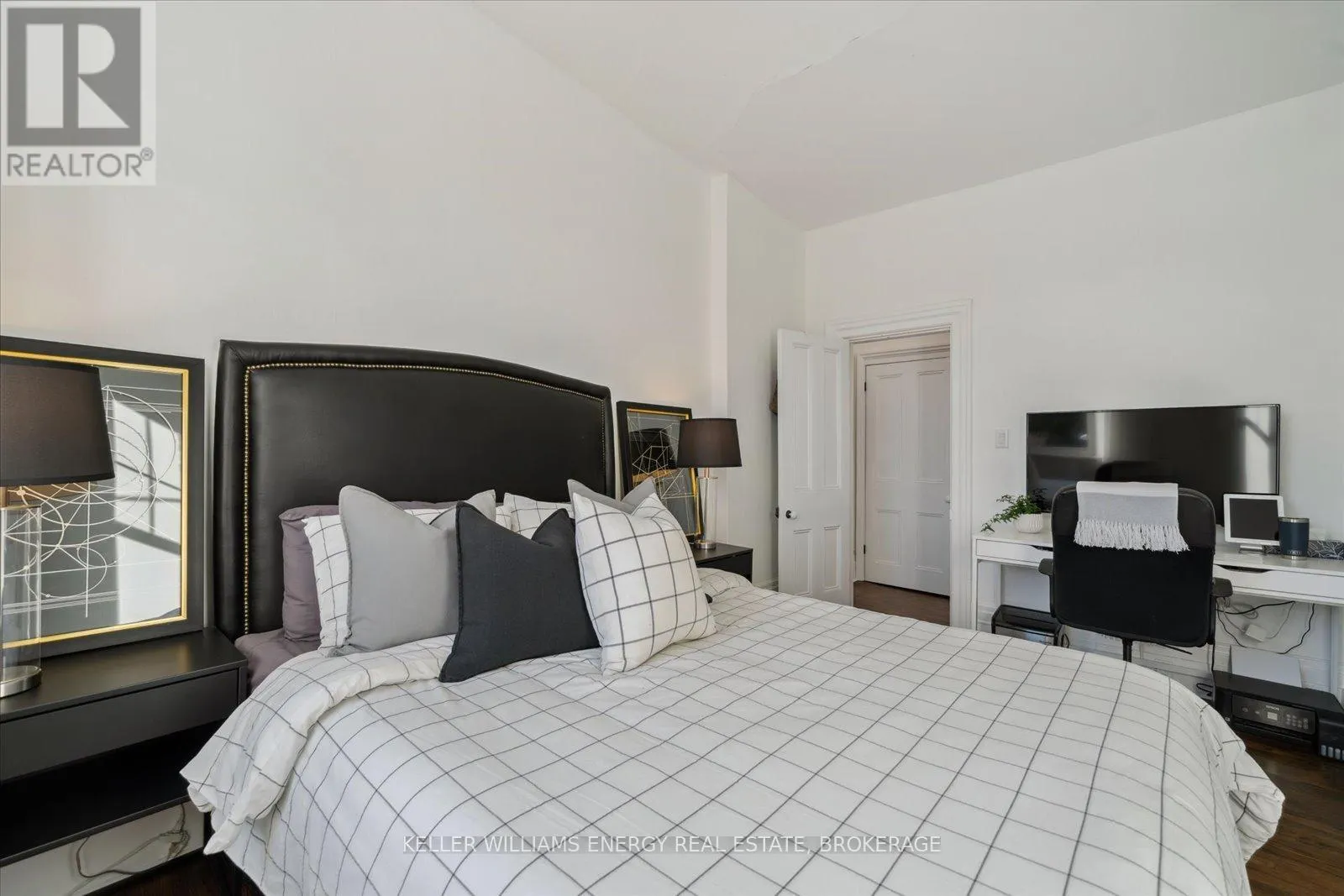 272 RIDOUT STREET