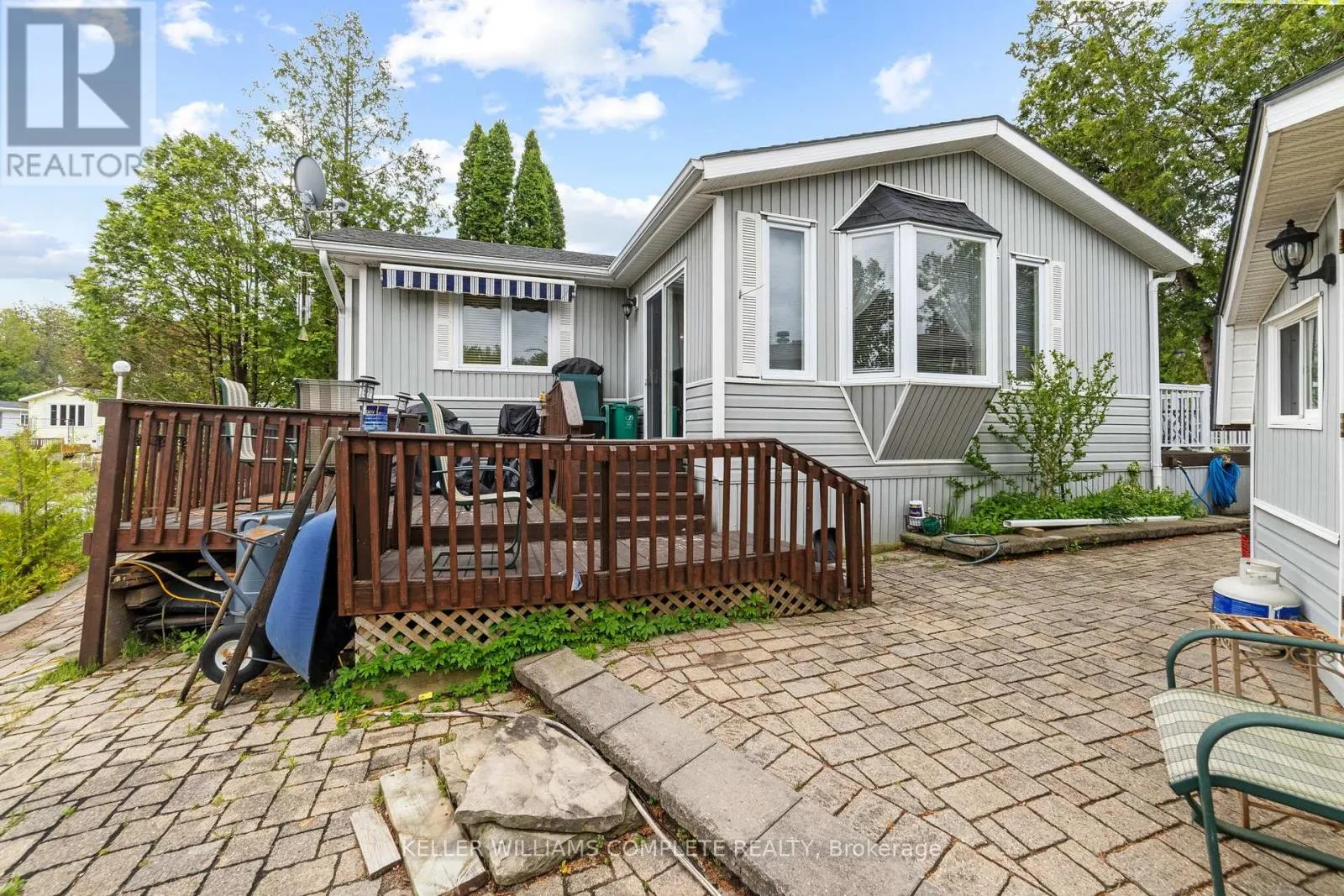 16 PINE ROAD