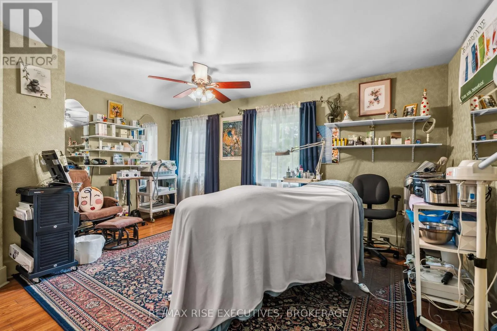 204 R33 ROAD N