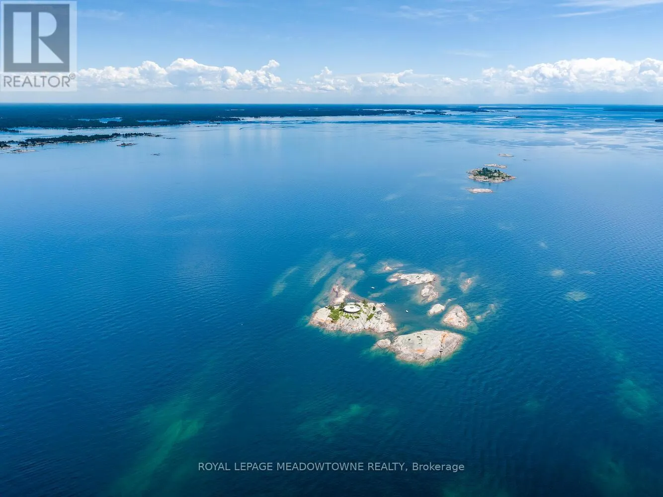 2 3700 THE TABLE ROCK ISLANDS