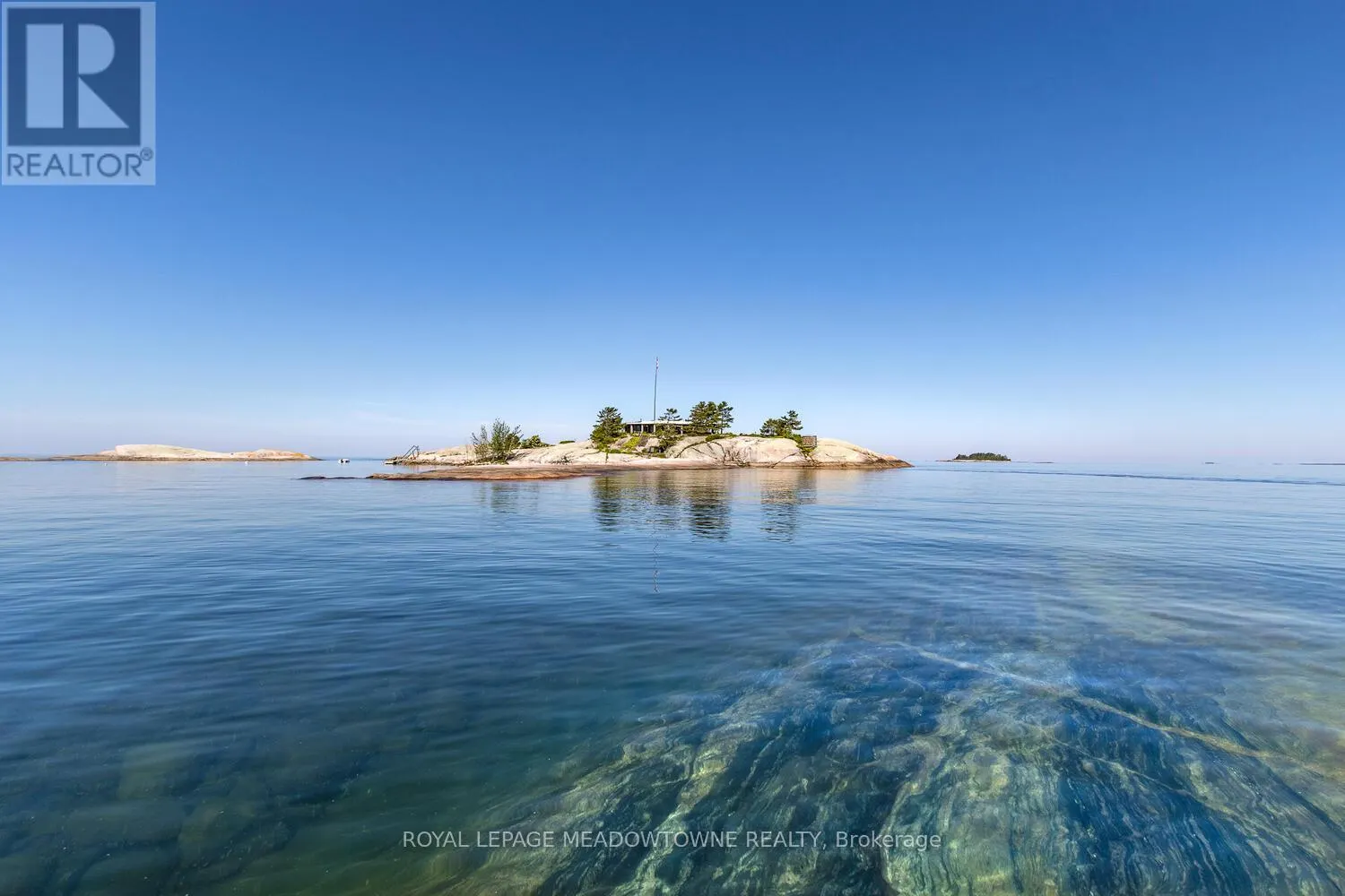 2 3700 THE TABLE ROCK ISLANDS
