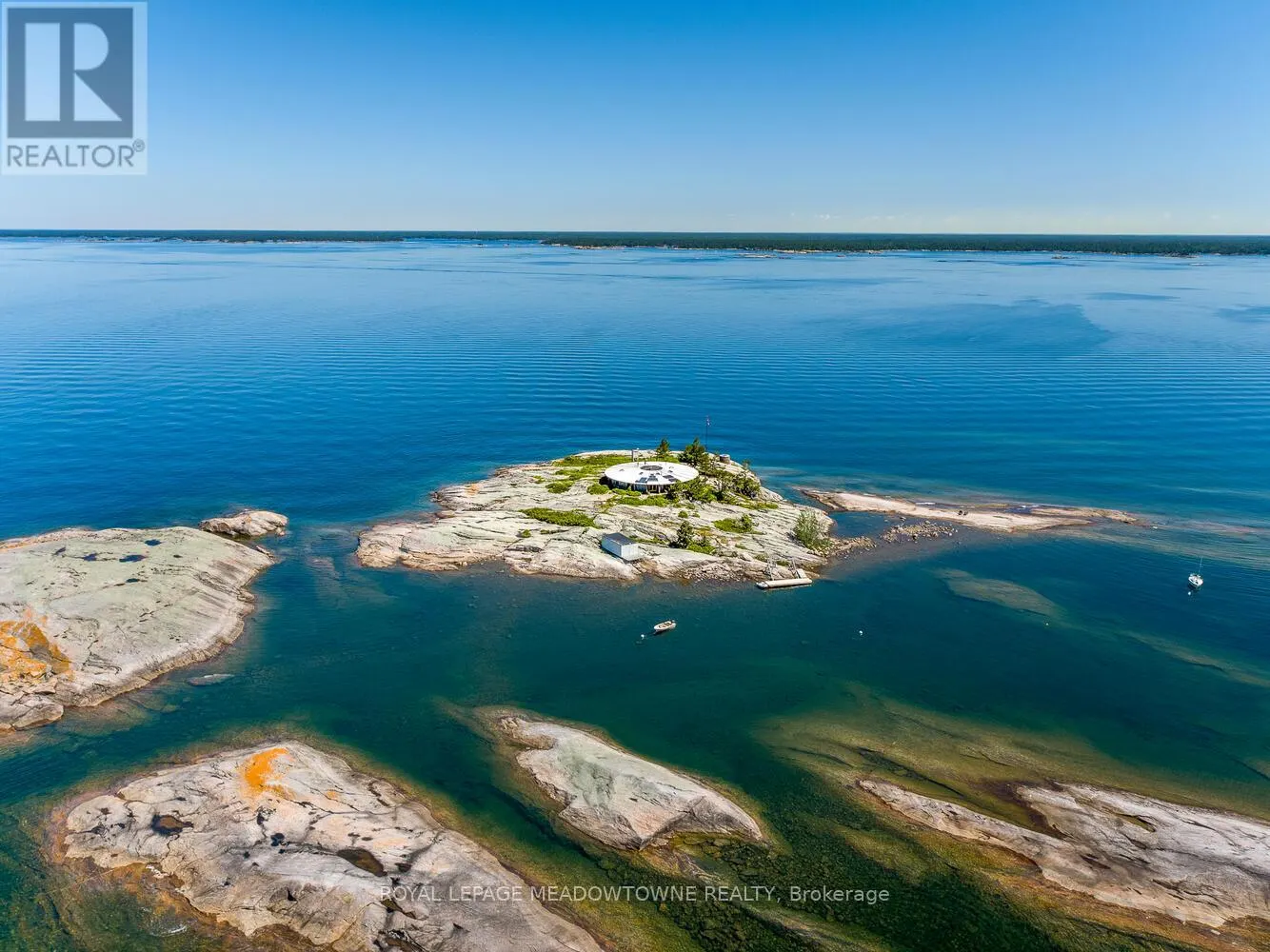 2 3700 THE TABLE ROCK ISLANDS