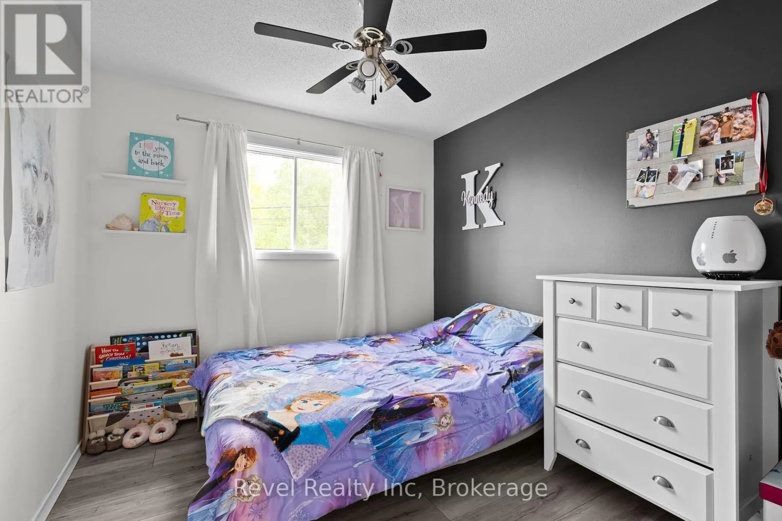 35 MACKLAIM DRIVE