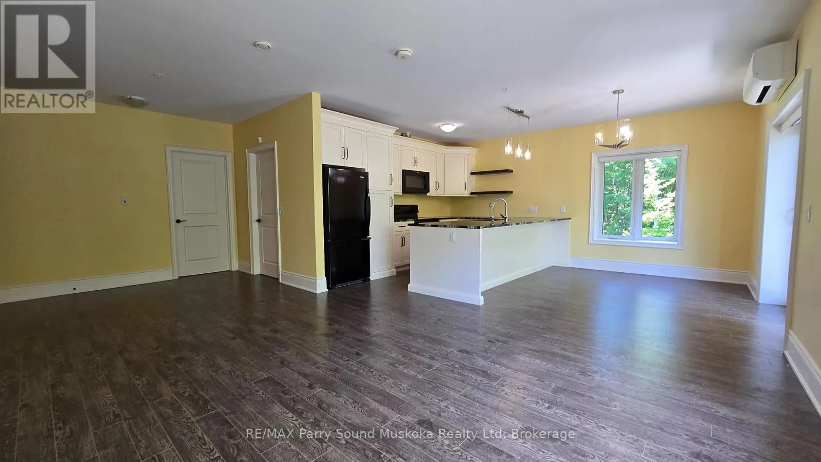 303 - 11B SALT DOCK ROAD, #303