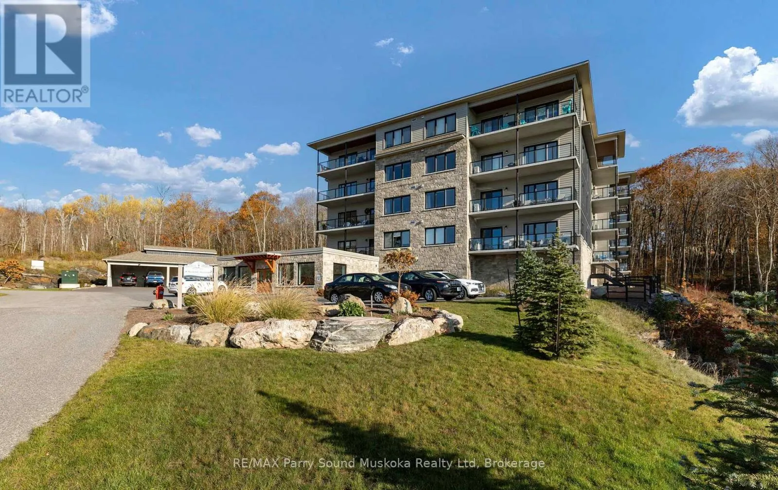 303 - 11B SALT DOCK ROAD, #303