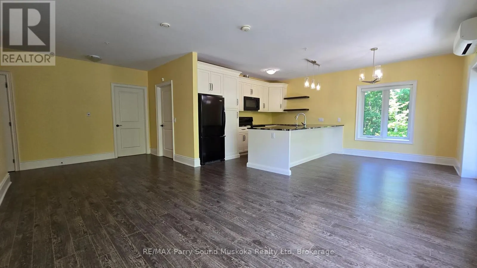 303 - 11B SALT DOCK ROAD, #303
