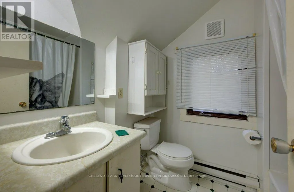 99 WOOLWICH STREET S