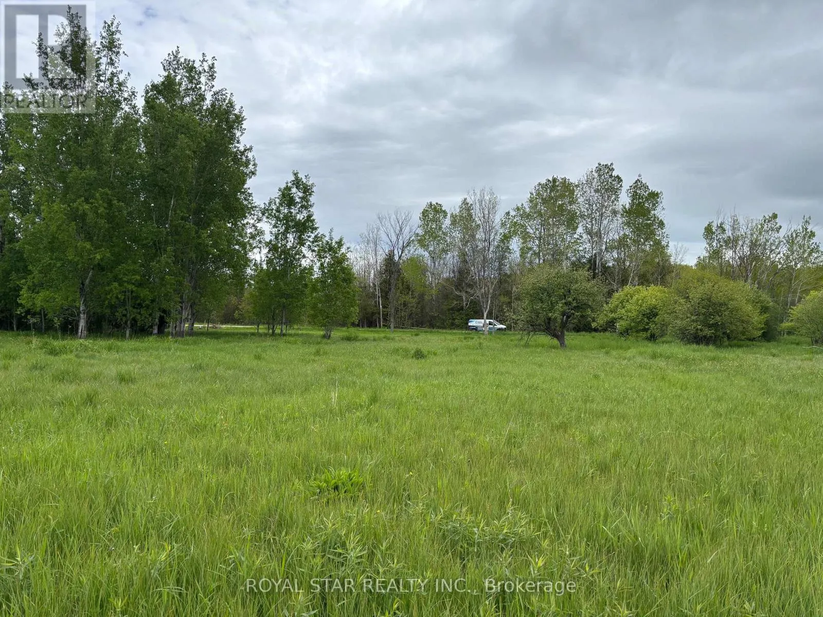 104264 GREY ROAD 18