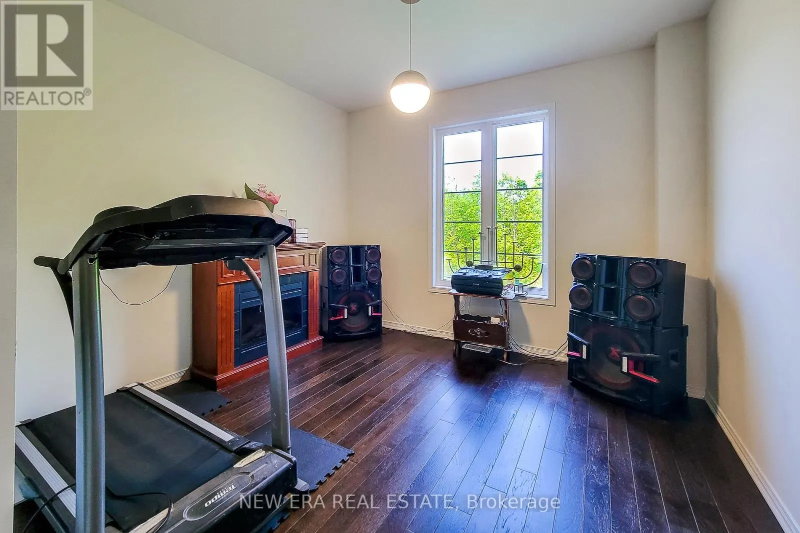 65 CACTUS CRESCENT