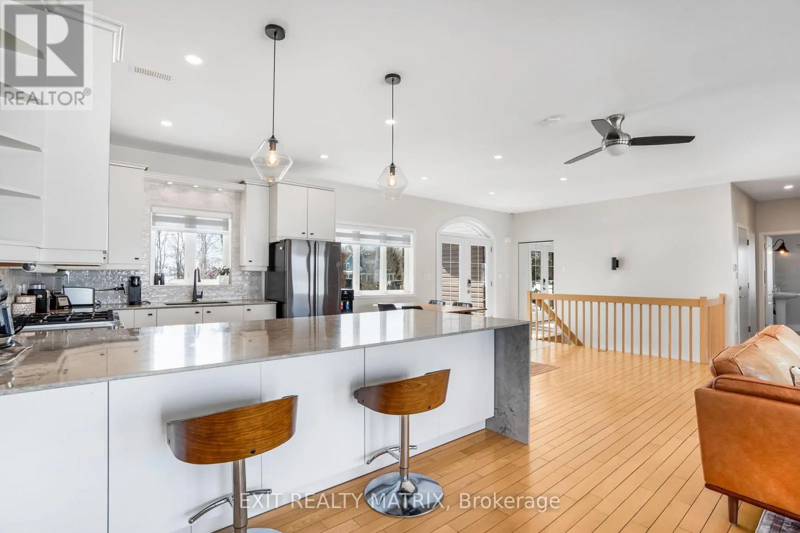 1624 BAY ROAD