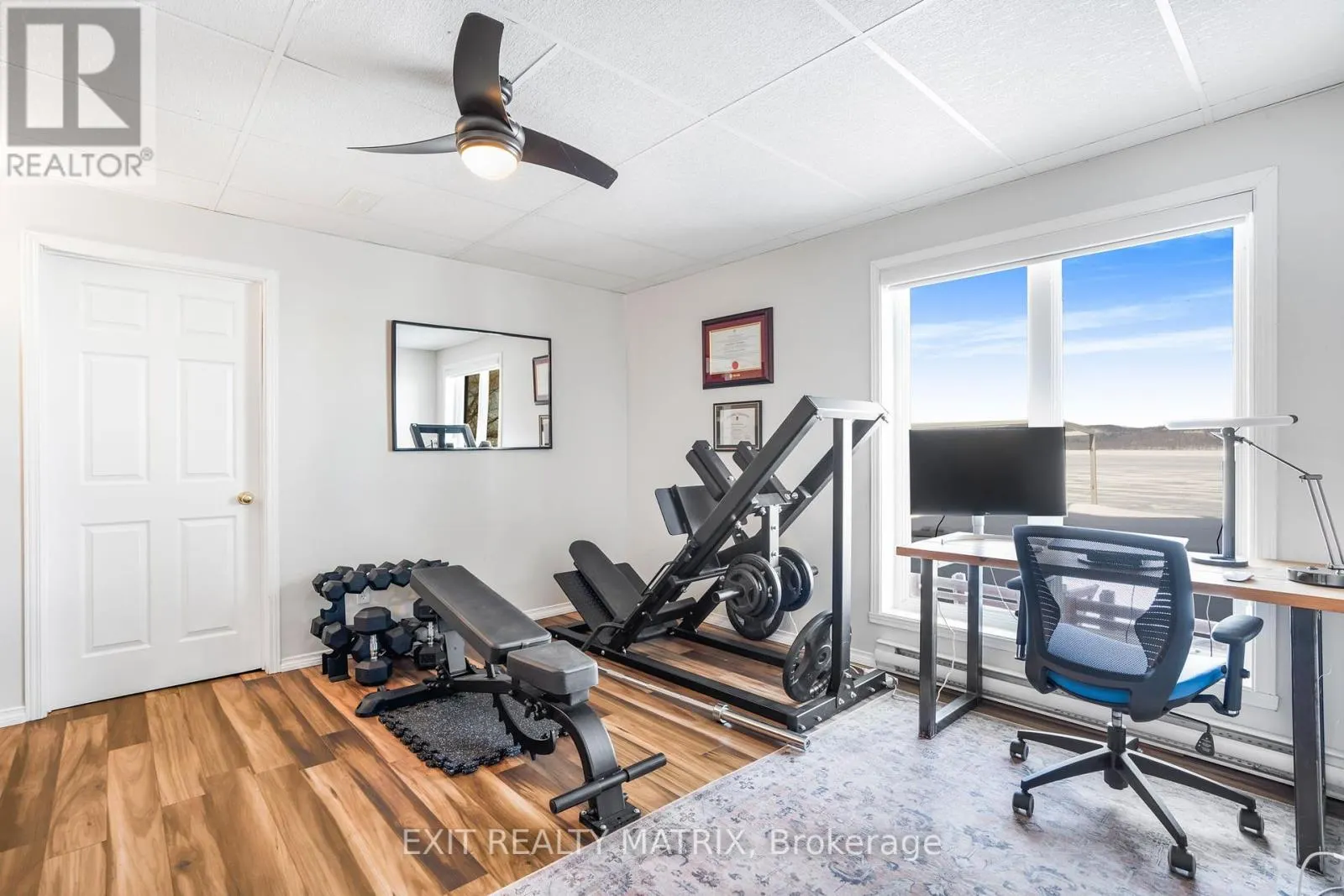 1624 BAY ROAD