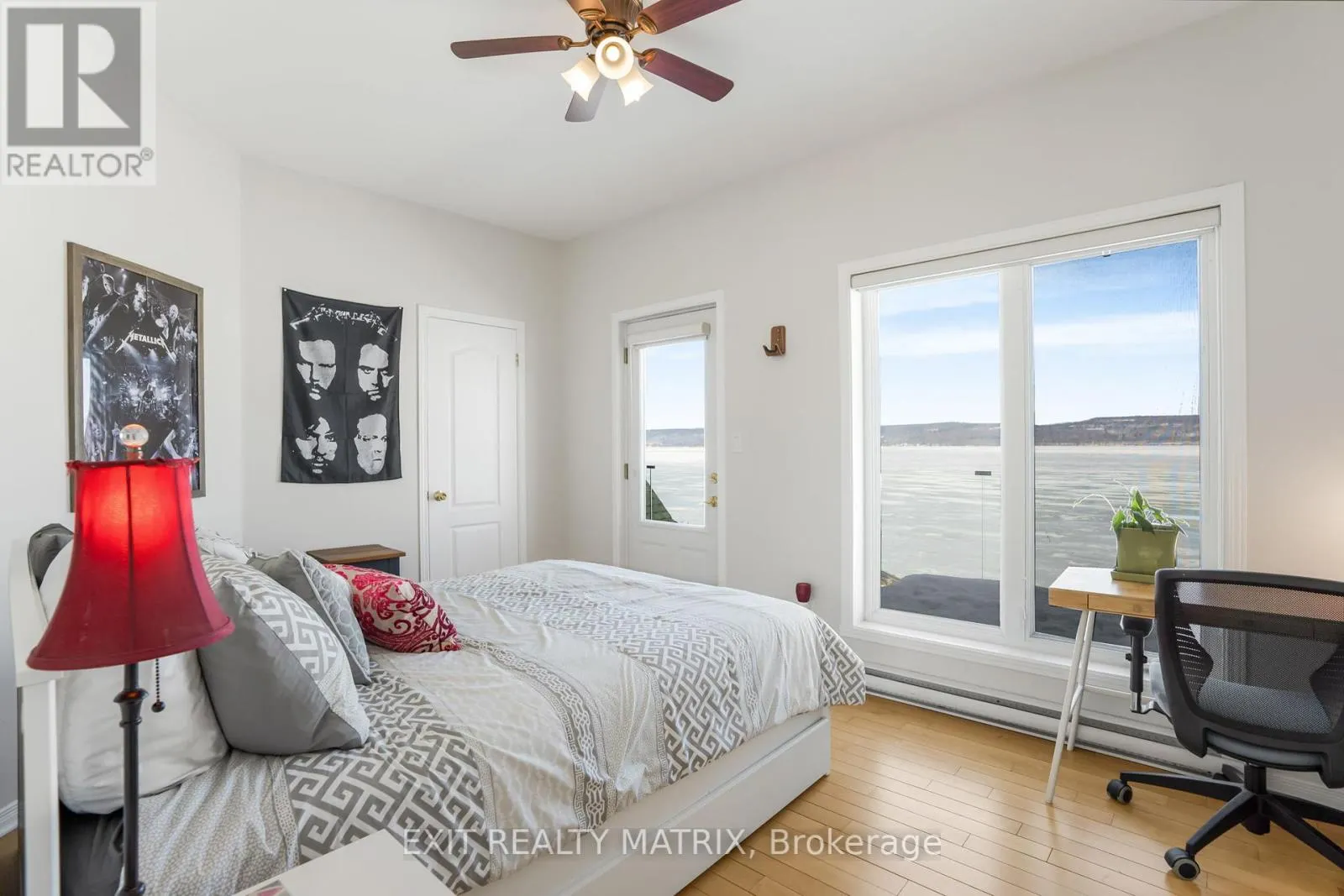 1624 BAY ROAD