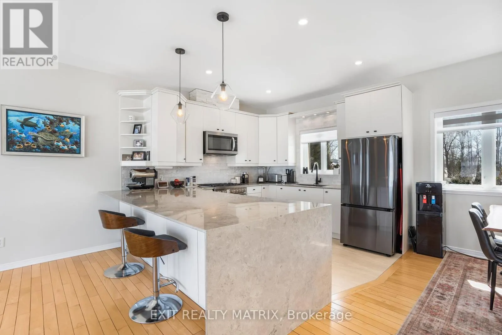 1624 BAY ROAD