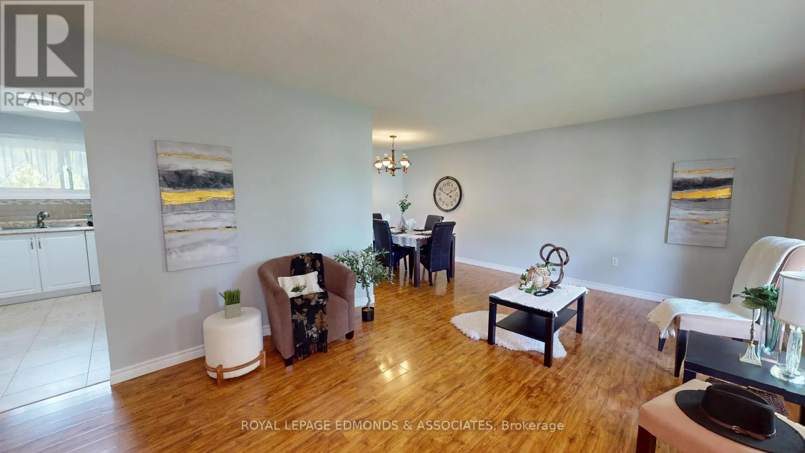 3283 PETAWAWA BOULEVARD
