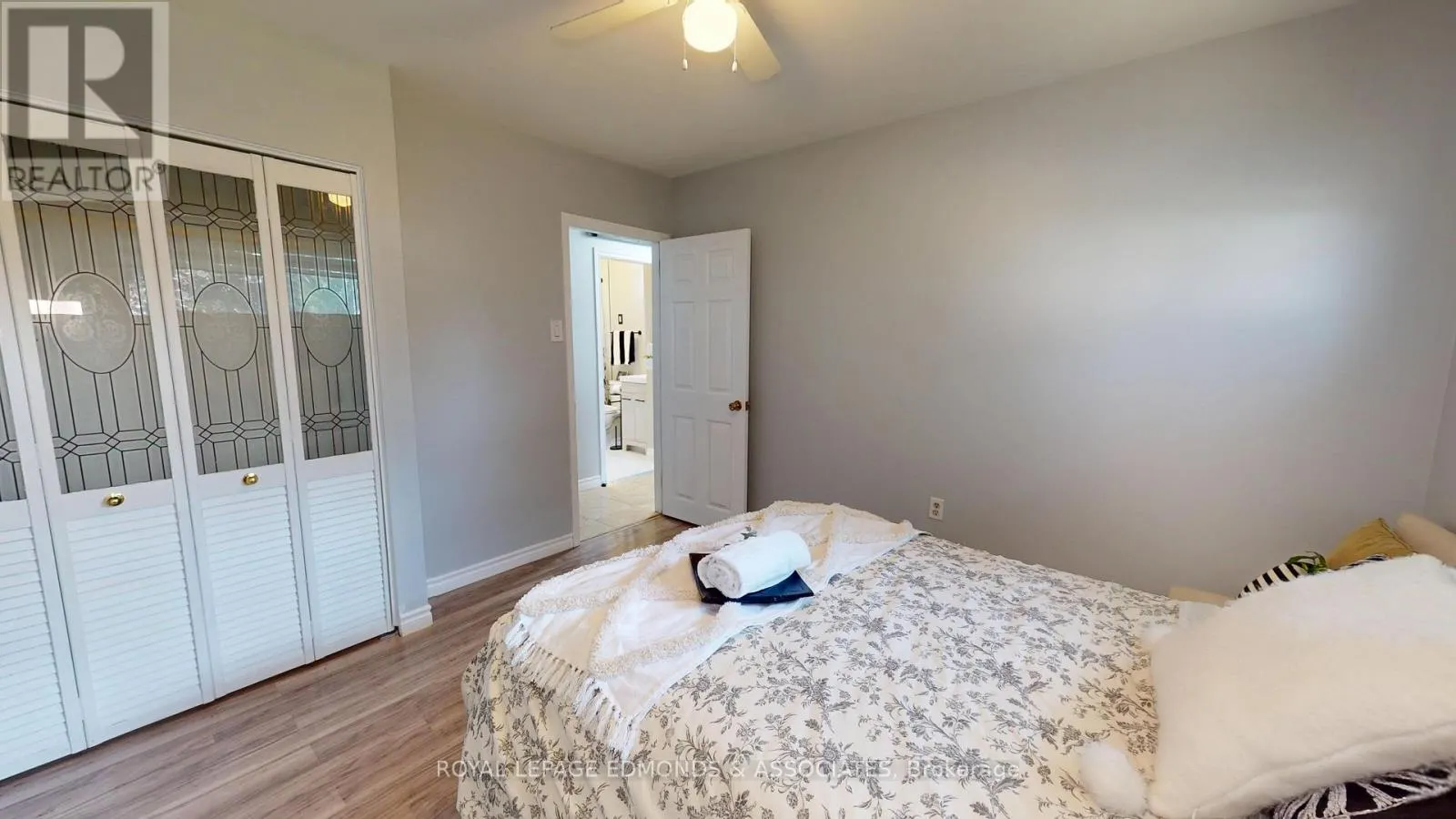 3283 PETAWAWA BOULEVARD