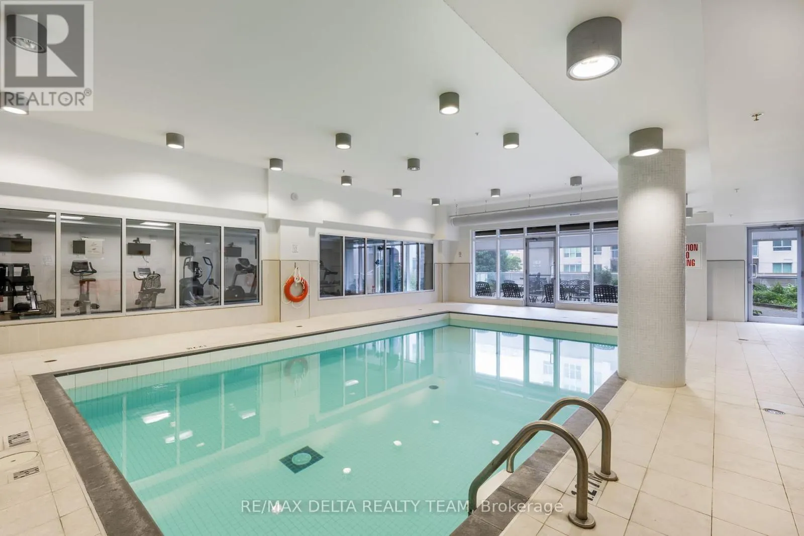 403 - 242 RIDEAU STREET