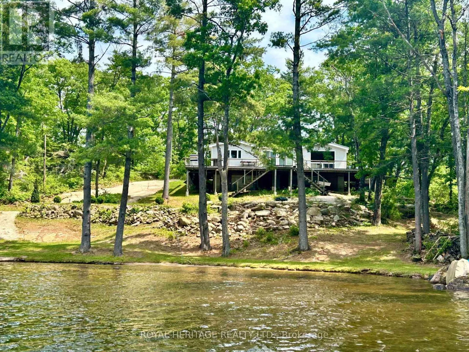 385 ISLAND 38