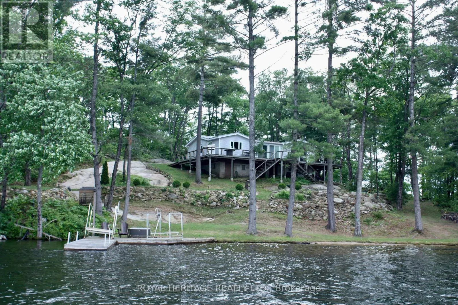 385 ISLAND 38