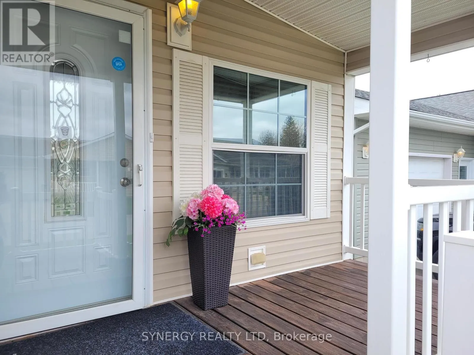 461 RICHARD CRESCENT