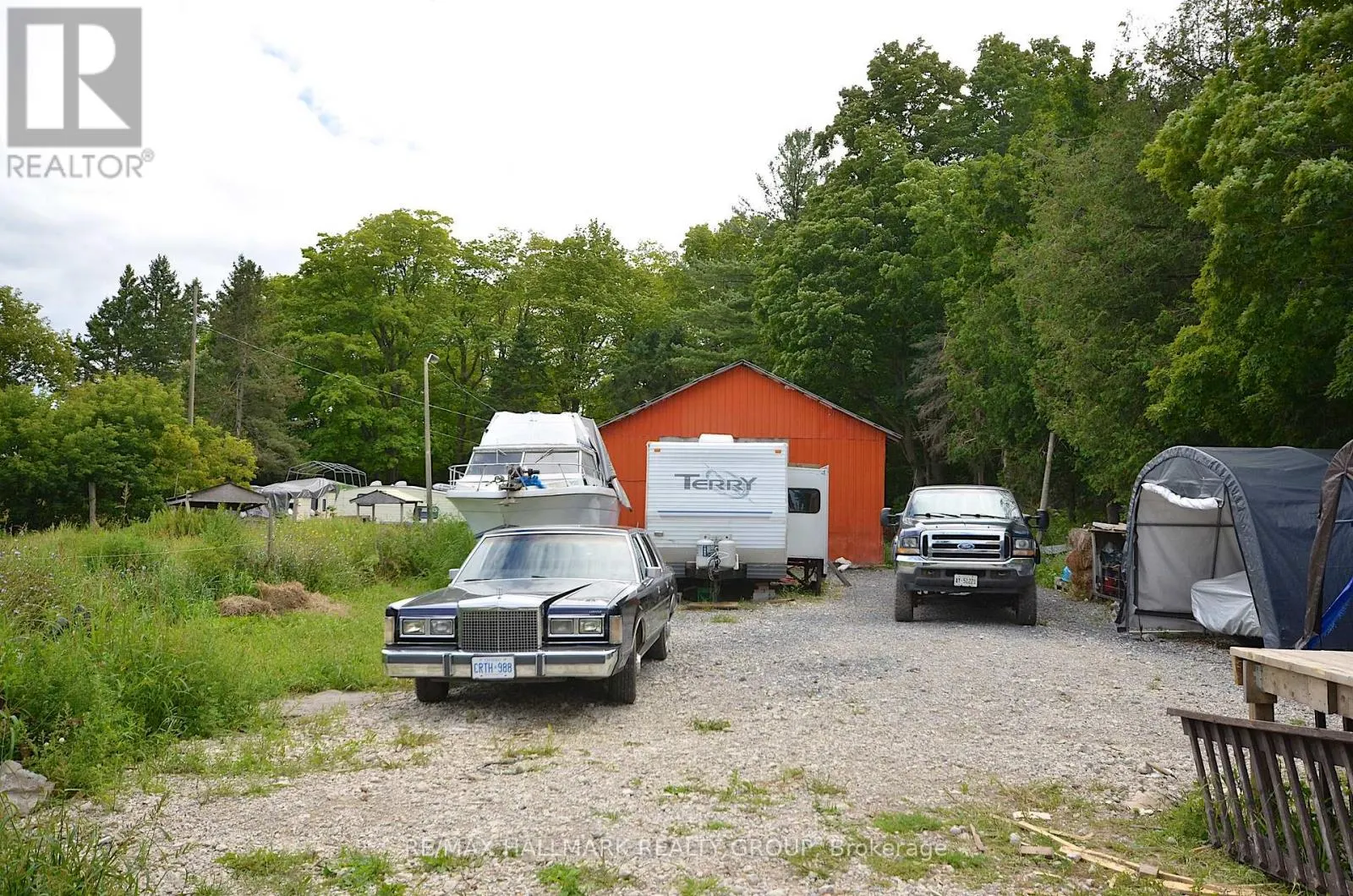 1675 DUNNING ROAD