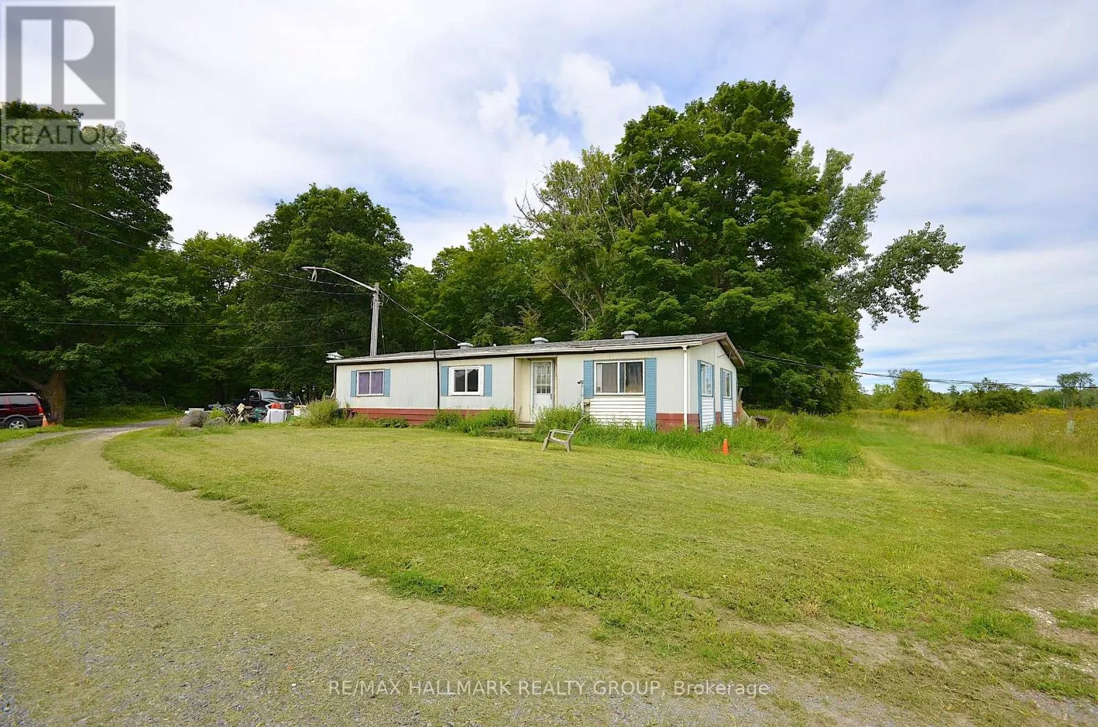 1675 DUNNING ROAD