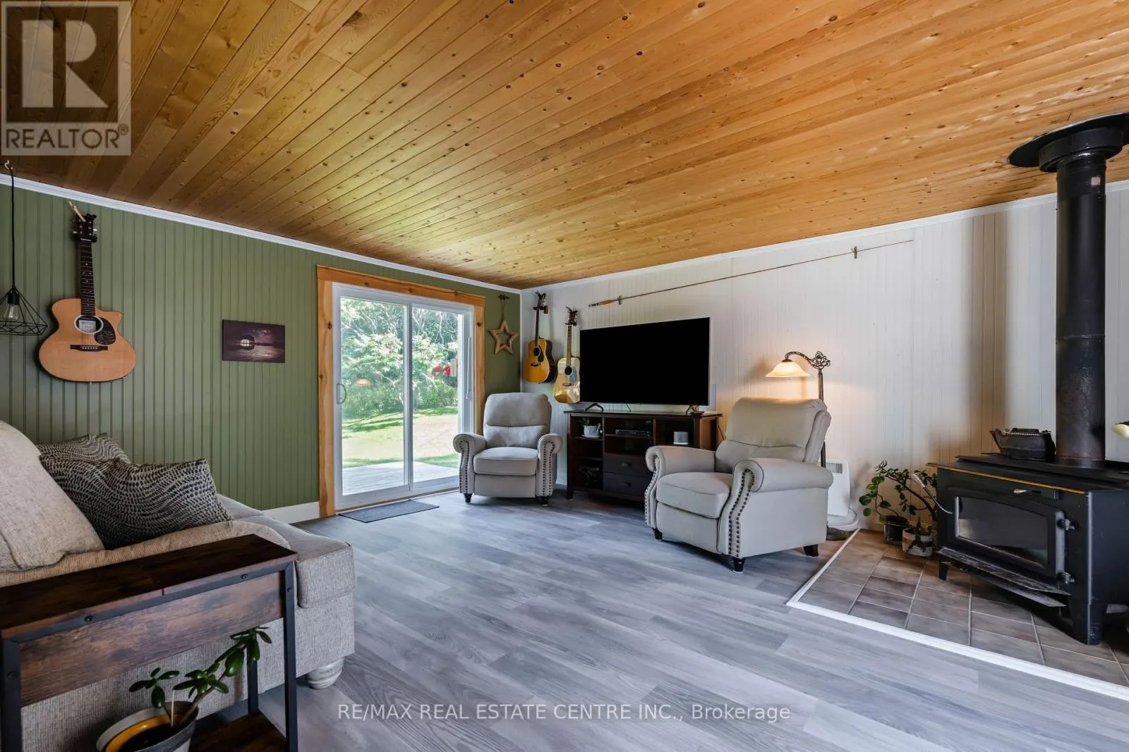 637217 PRINCE OF WALES ROAD