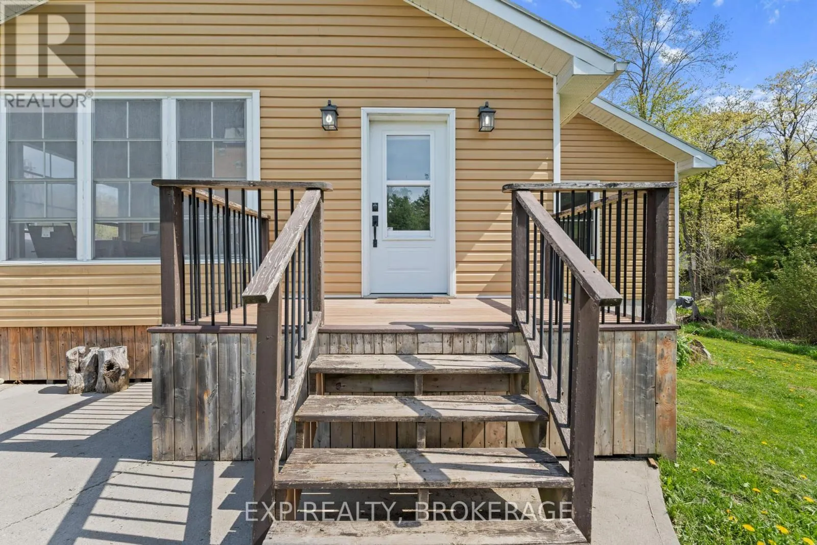 36 TRAVERSE LAKE LANE