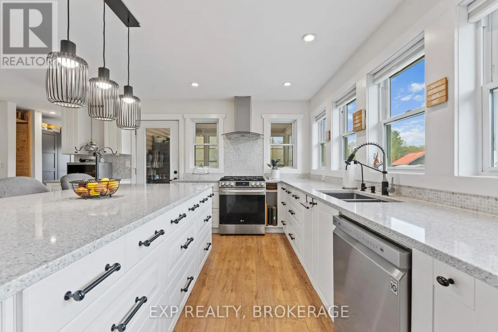 36 TRAVERSE LAKE LANE