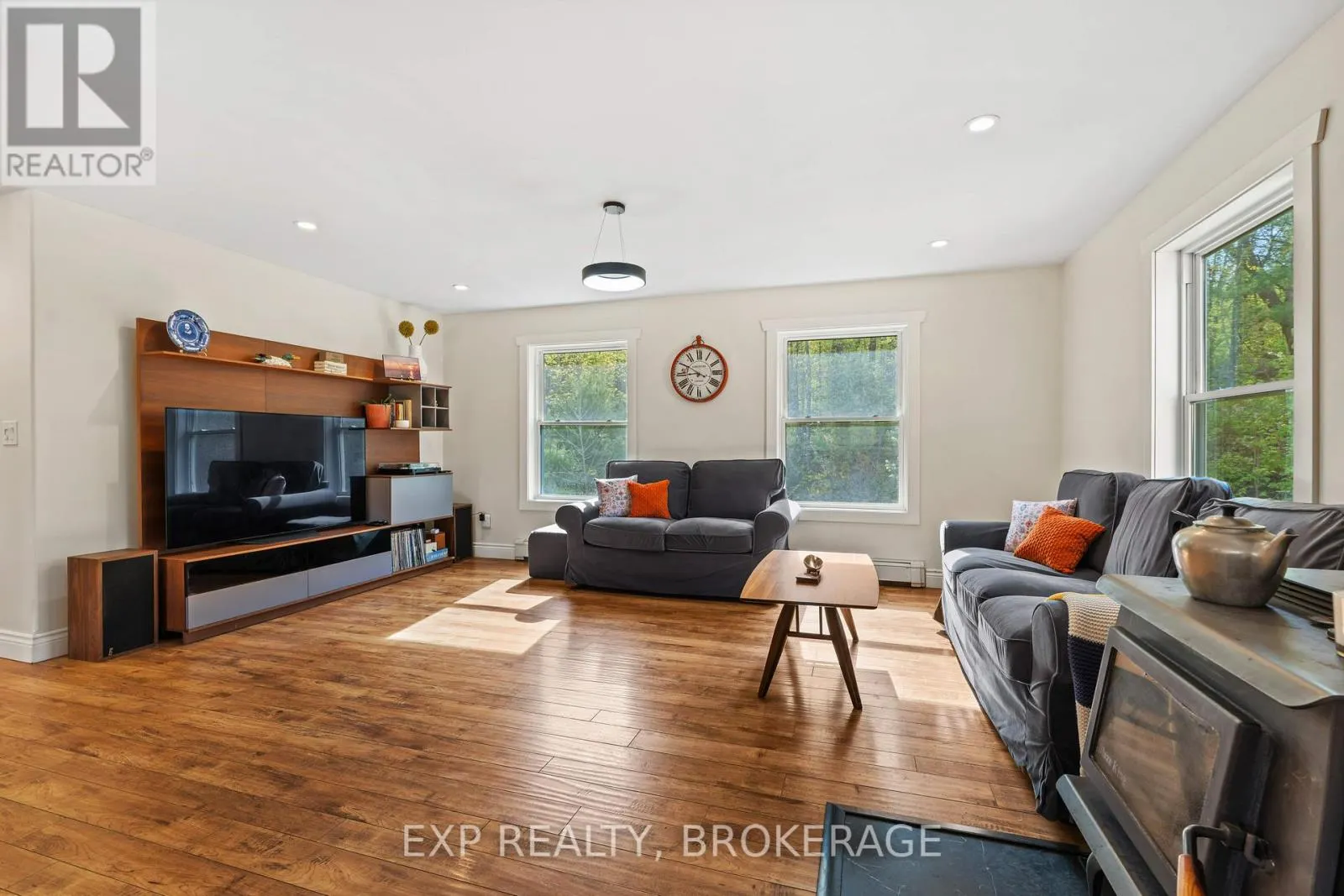 36 TRAVERSE LAKE LANE