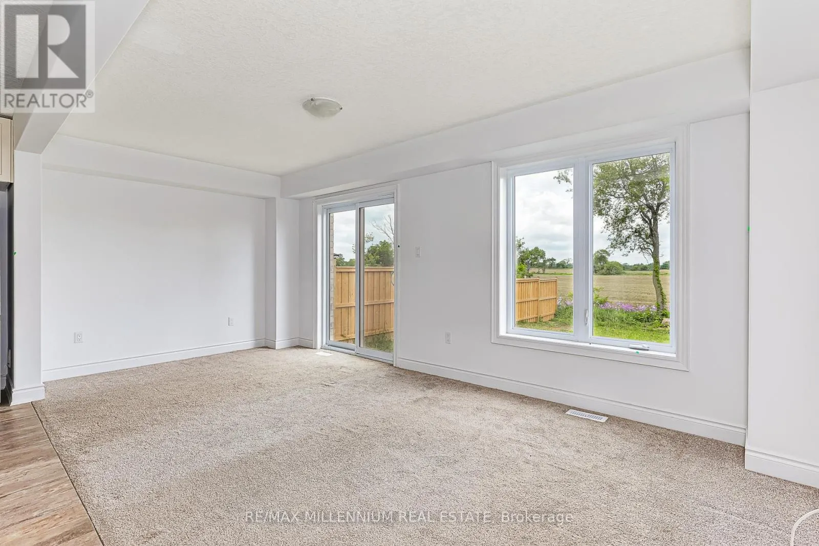 142 STONEBROOK WAY