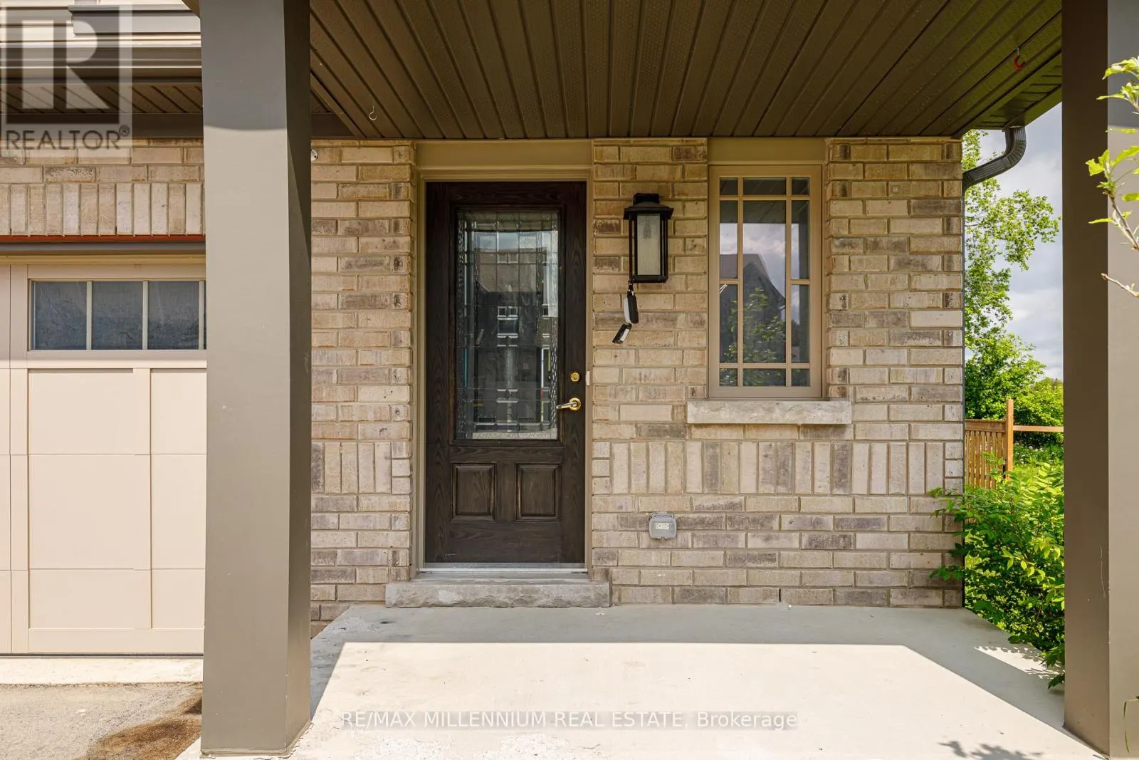 142 STONEBROOK WAY