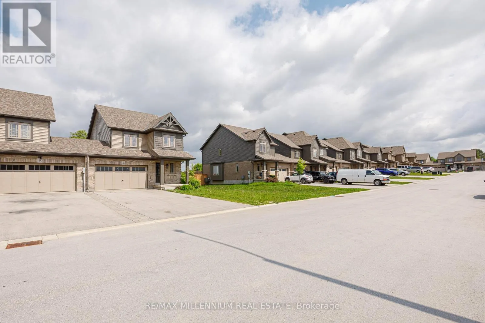 142 STONEBROOK WAY