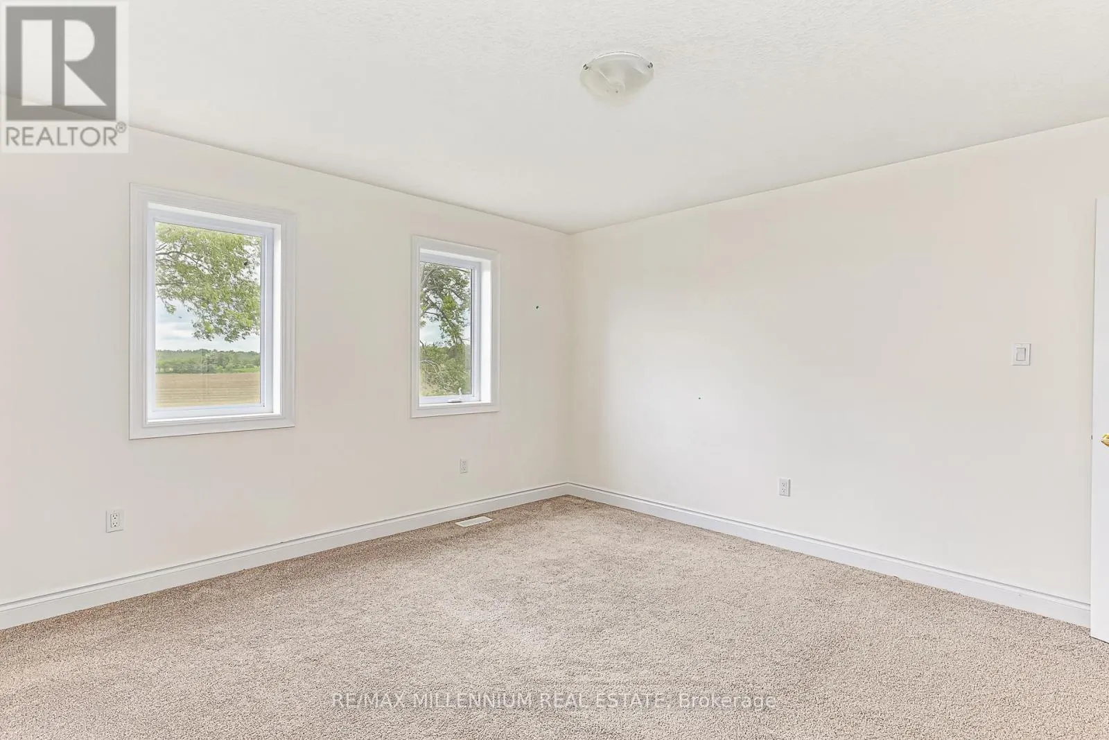 142 STONEBROOK WAY