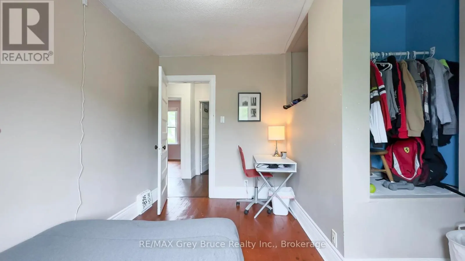 1155 3RD AVENUE W