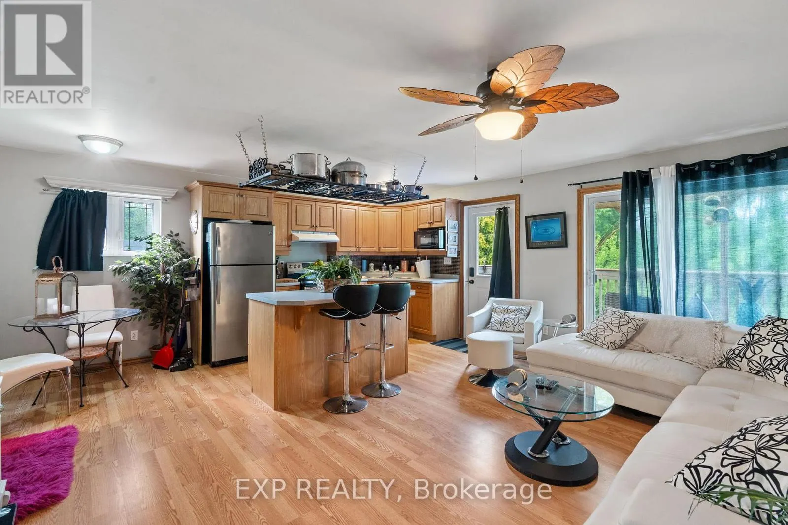 8458 LAZY LANE