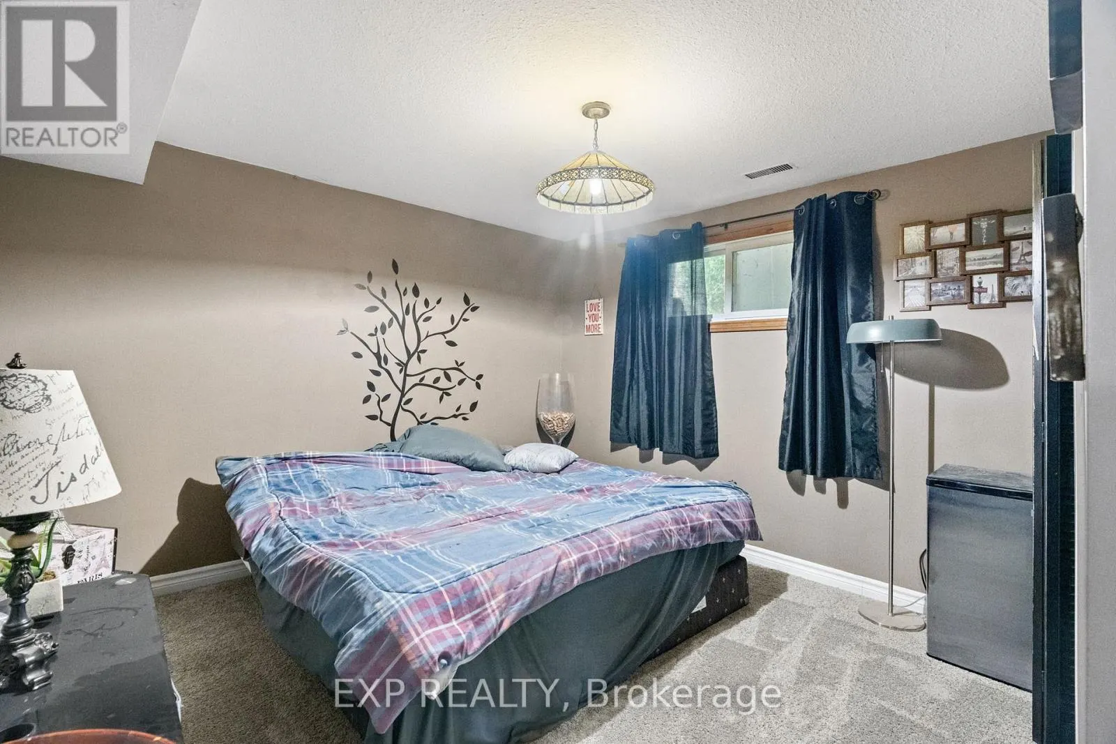 8458 LAZY LANE