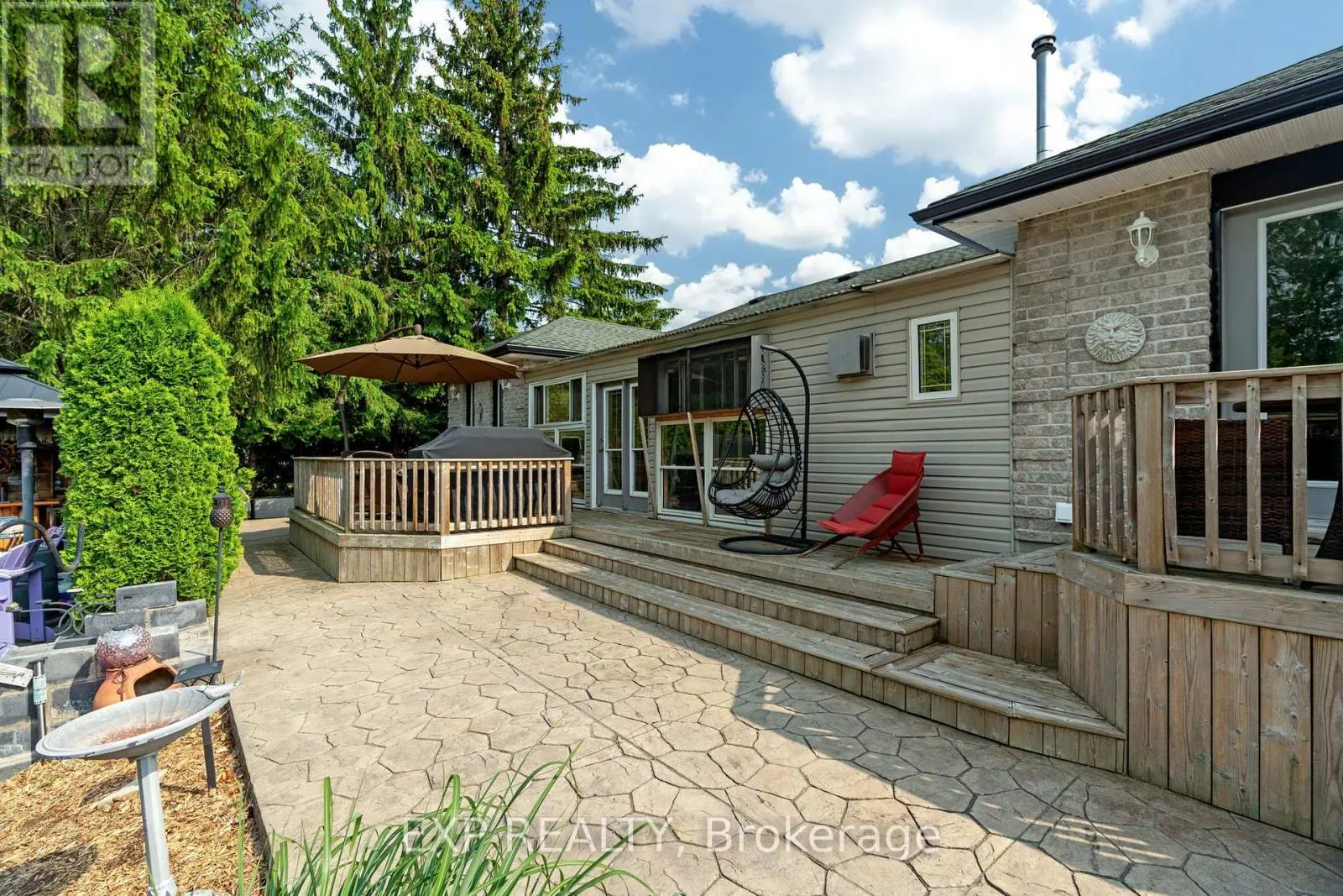 8458 LAZY LANE