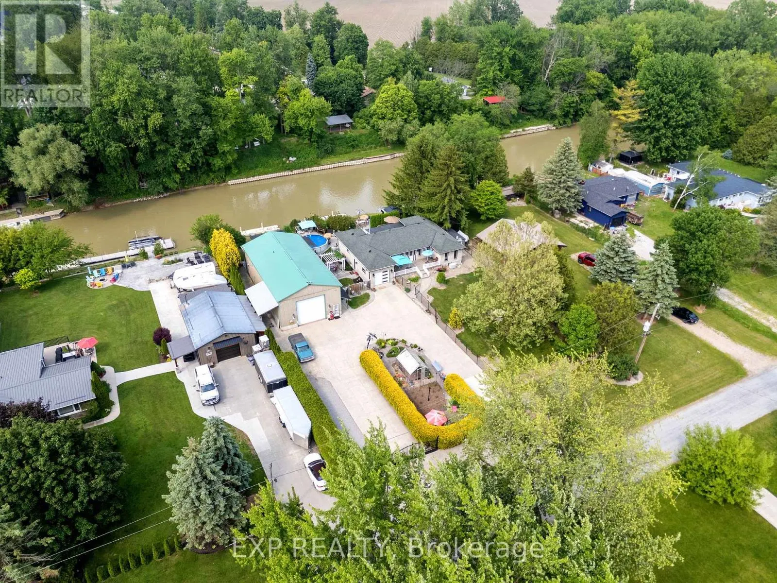 8458 LAZY LANE